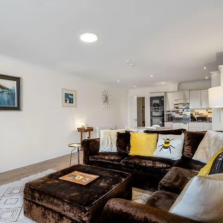 بيت للعطل 419 Stunning Sea View كليفدين