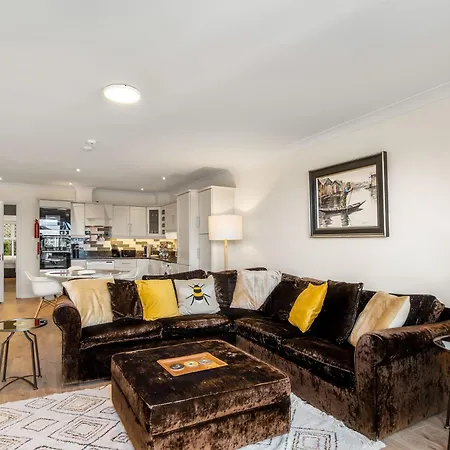 419 Stunning Sea View