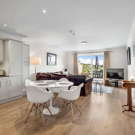 419 Stunning Sea View