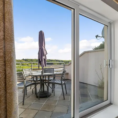 419 Stunning Sea View كليفدين